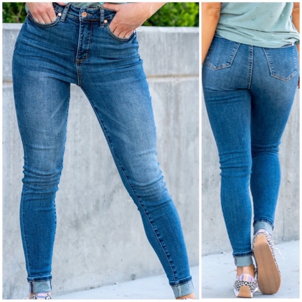 Judy Blue Women's Skinny Jeans - Blue
